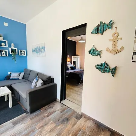Apartman Dolly Διαμέρισμα Πούλα